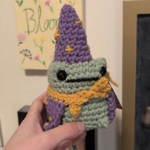 ✨🐸🪄Crocheted Wizard Frog Plush Handmade